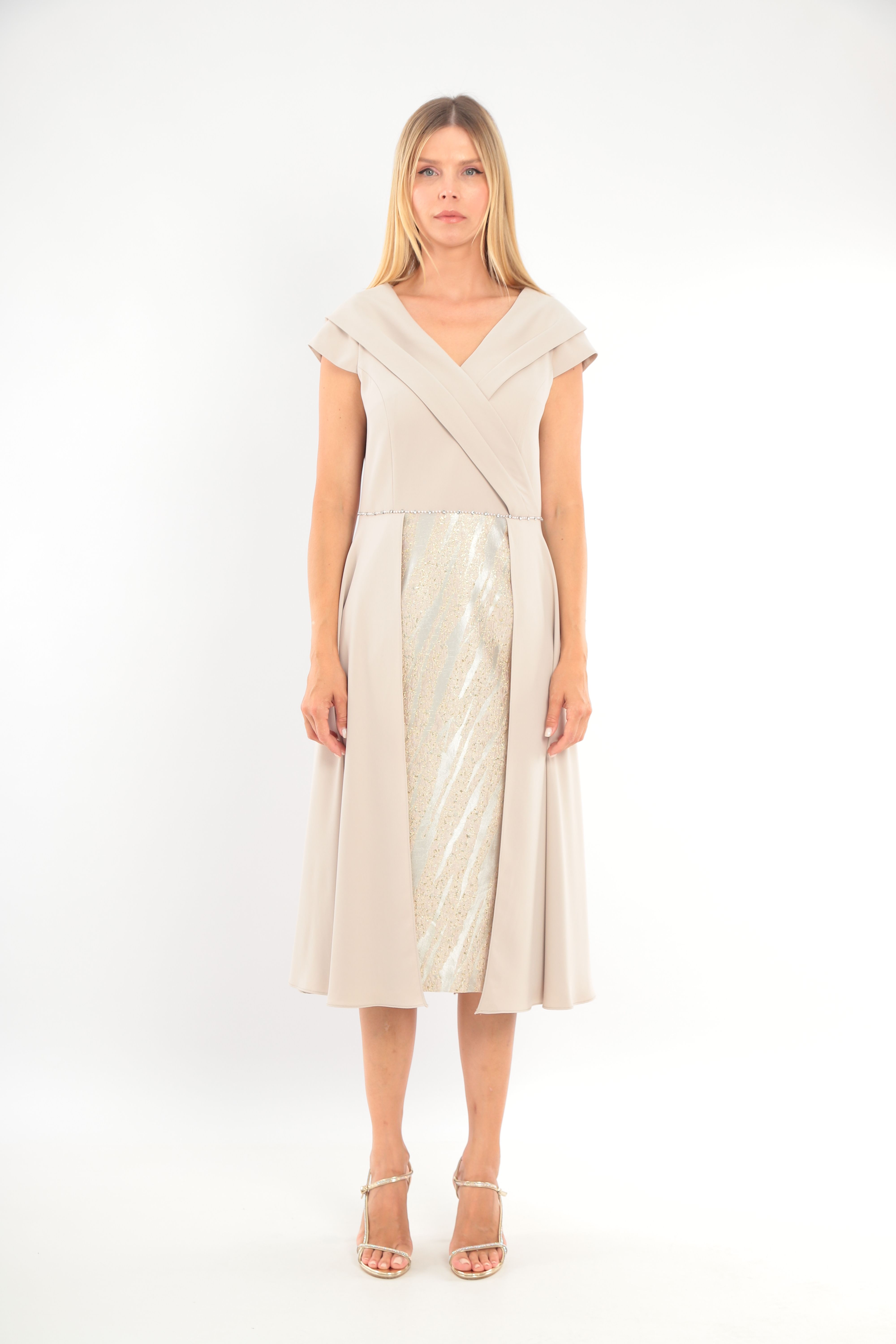 Jeanie (2100-40)
