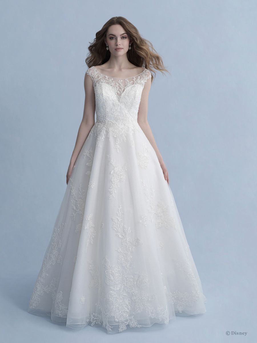 Snow White 2020 (D267) Zip Back