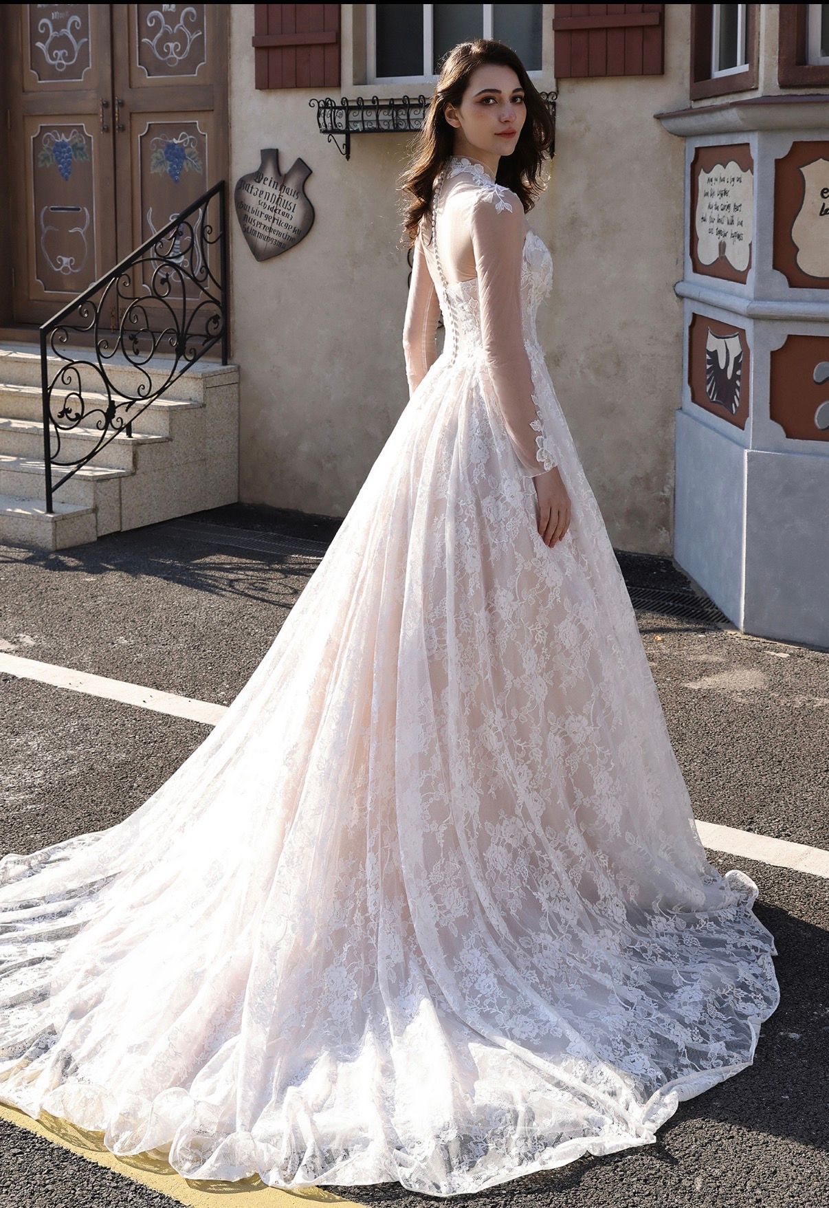 Connie - Long sleeved lace Bodice