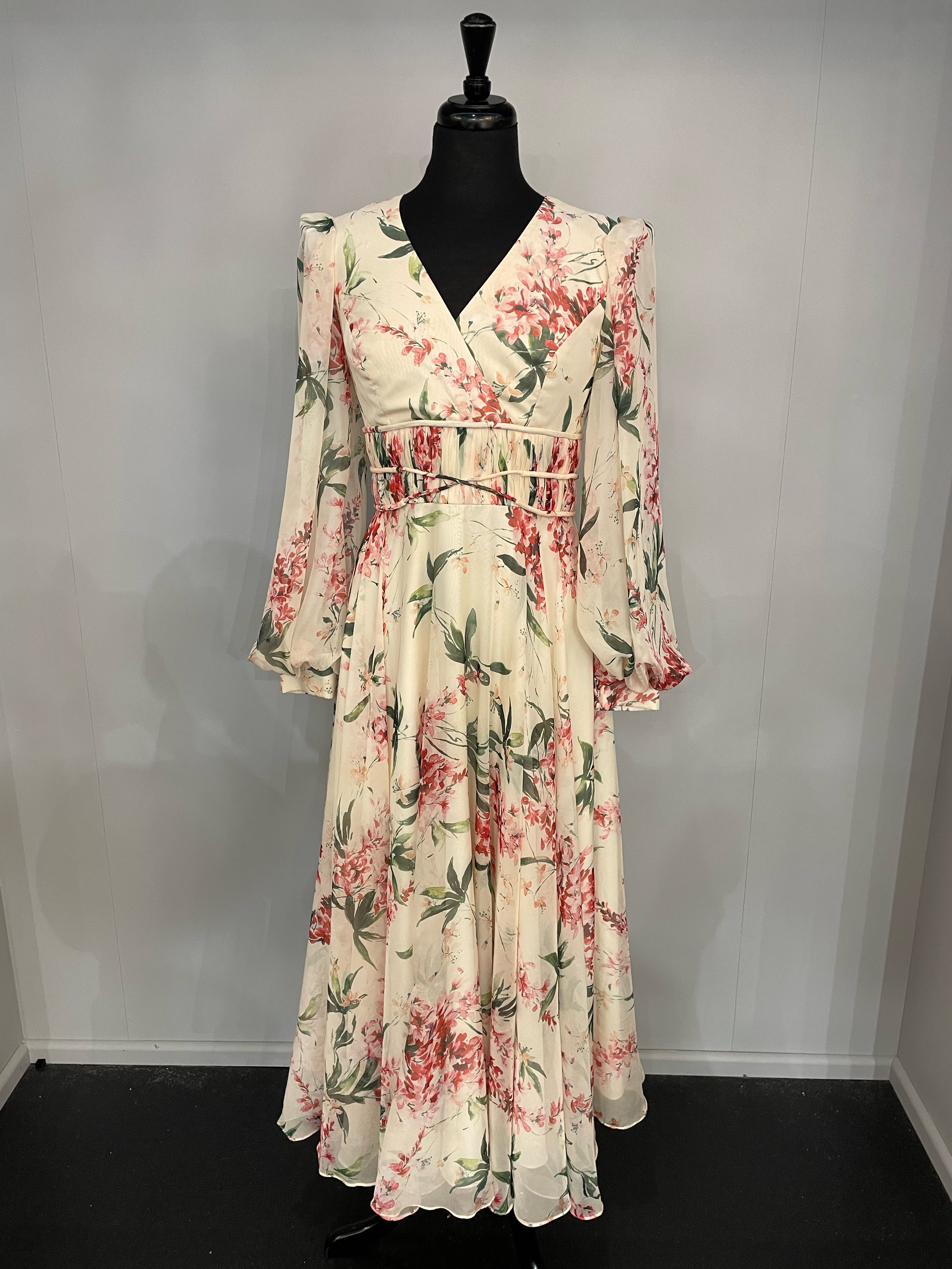 Veni Floral with sleeves