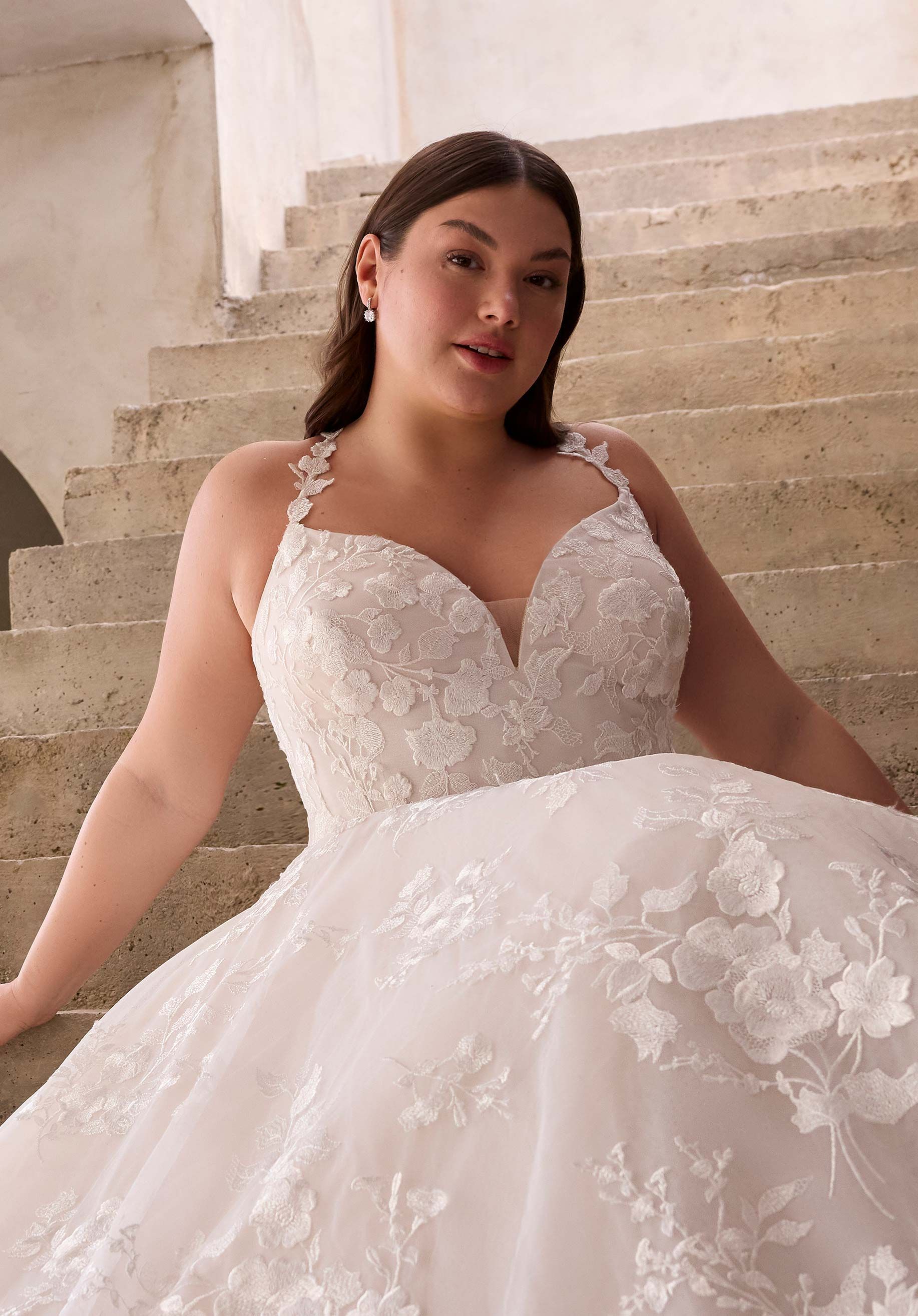 Lacey — photo 2