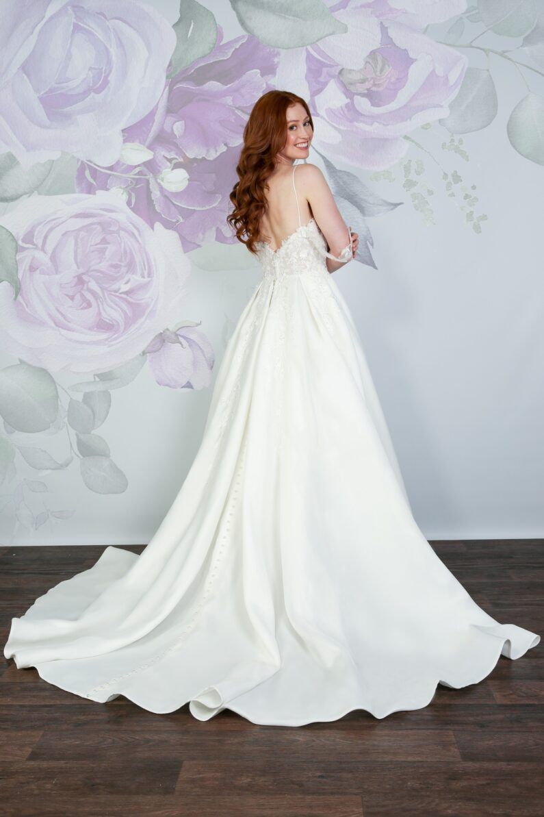Charis — photo 2